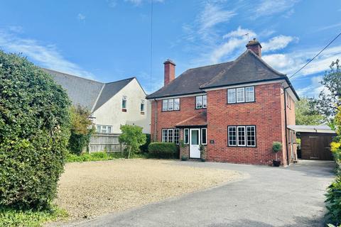 4 bedroom detached house for sale, Oatland, 34 Wantage Road