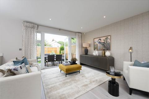 3 bedroom end of terrace house for sale, Plot 19 at Moorfield Mews, Moor Lane, TW18