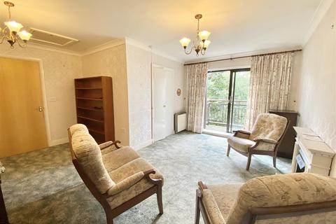 2 bedroom retirement property for sale, 315 The Cedars, Abbey Foregate, Shrewsbury,  SY2 6BY