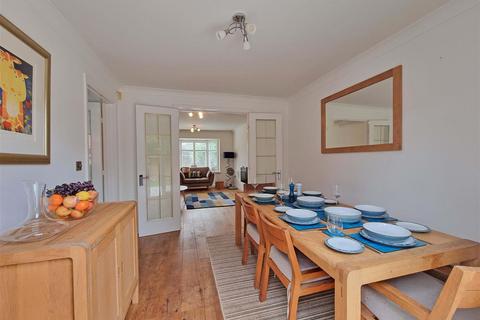 20 Lea Green Drive, Wythall, Birmingham, B47 6HD