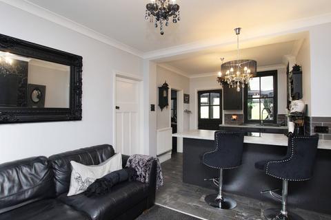 94 Bryn Road, Brynmenyn, Bridgend, CF32 9LU