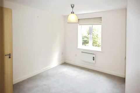 2 bedroom flat to rent, Sanders Place Walsworth Road, Hertfordshire SG4