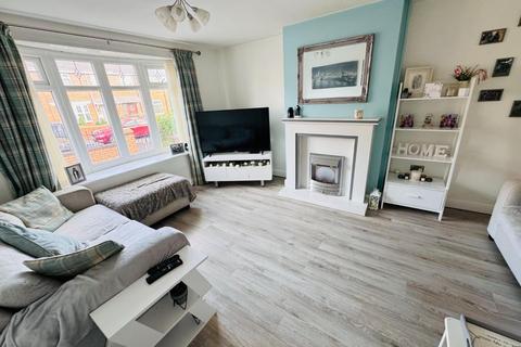 3 Garrick Grove, Hartlepool, TS25 4JE