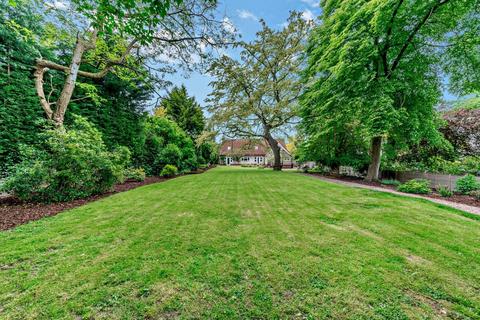 4 bedroom detached house for sale, Elmsleigh Avenue, Stoneygate, Leicester