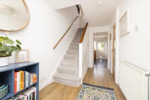 15 Maccormick Terrace, Penicuik, EH26 0JX