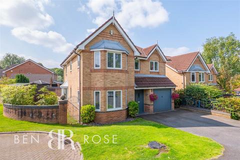 4 bedroom detached house for sale, The Willows, Chorley