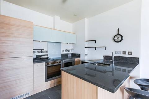 2 bedroom flat for sale, Warehouse W, E16, Docklands, London, E16