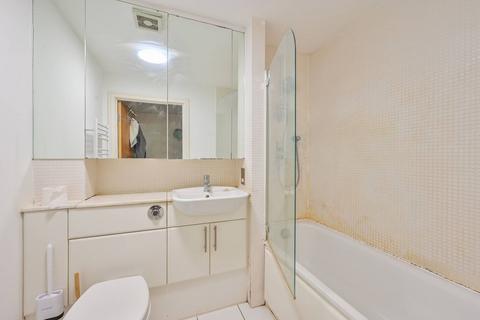 1 bedroom flat for sale, Moore House, Canary Wharf, London, E14