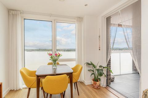 1 bedroom flat for sale, Hamme Building, Royal Docks E16