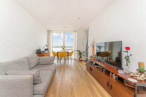 1 bedroom flat for sale, Hamme Building, Royal Docks E16