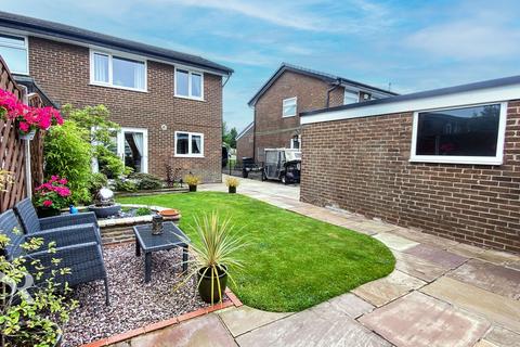 3 bedroom semi-detached house for sale, Long Lane, Chapel-En-Le-Frith, SK23