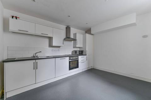 3 bedroom flat to rent, North End, Central Croydon, Croydon, CR0