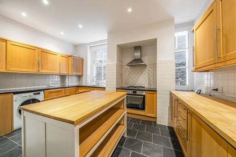 3 bedroom flat for sale, Belsize Grove, Belsize Park