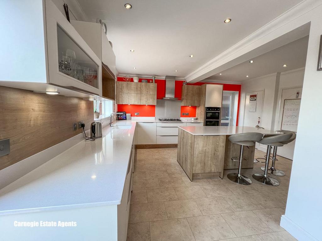 Kitchen/dining area