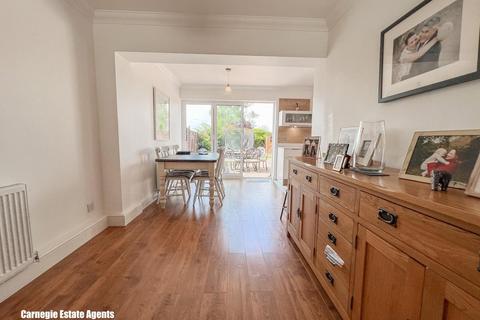 7 Seaman Close, Park Street, St Albans, AL2 2NX