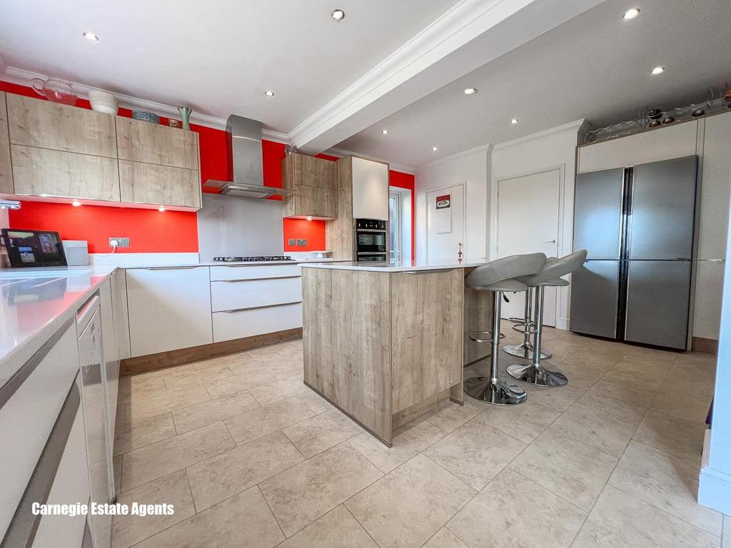 Kitchen/dining area