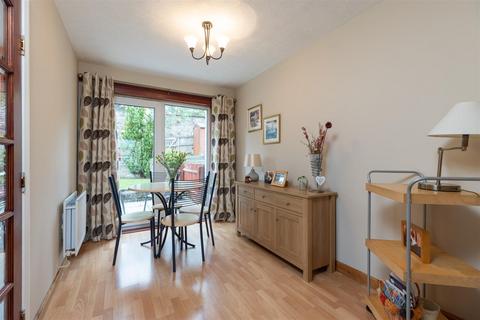 3 bedroom end of terrace house for sale, Raeburn Park, Perth