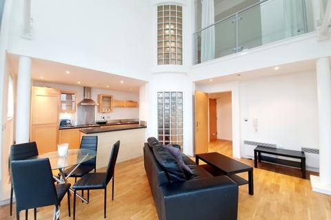 2 bedroom penthouse to rent, Gotts Road, Leeds LS12