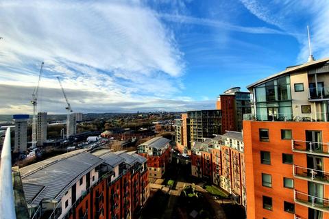 2 bedroom penthouse to rent, Gotts Road, Leeds LS12