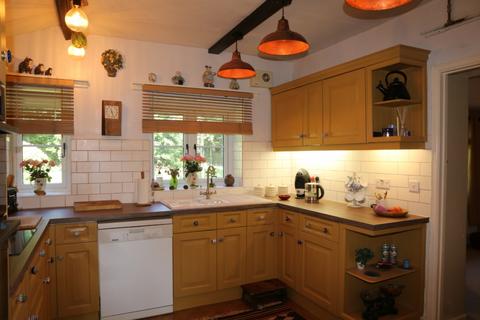 4 bedroom detached house for sale, Peterstow, Ross-on-Wye