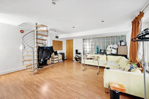 2 bedroom apartment for sale, Rivington Street, London, EC2A