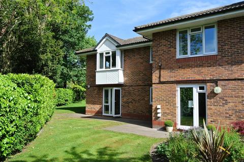 2 bedroom retirement property for sale, Crockford Park Road, Addlestone KT15