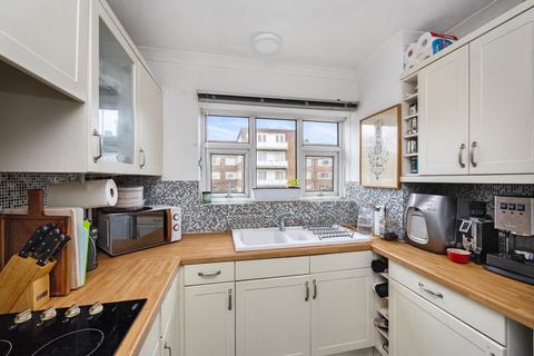 3 bedroom apartment for sale, Dyke Road Avenue, Hove BN3