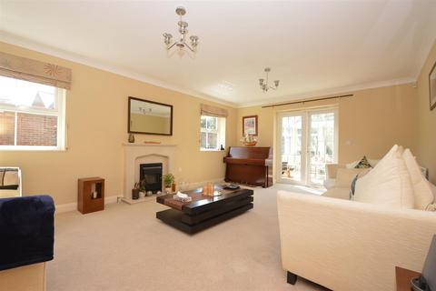 6 bedroom detached house for sale, BULLEN VILLAGE, RYDE