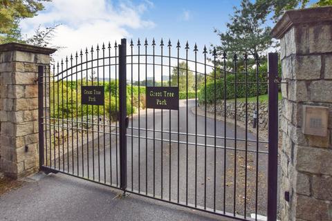 4 bedroom terraced house for sale, 6 Great Tree Park, Chagford, DEvon, TQ13 8JP