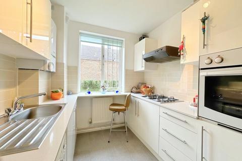 1 bedroom flat for sale, Temple Fortune, Golders Green NW11