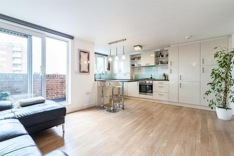 1 bedroom flat to rent, Green Lanes, London, N16