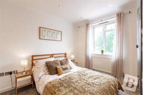 4 bedroom end of terrace house for sale, Cheviot Road, Hornchurch, RM11