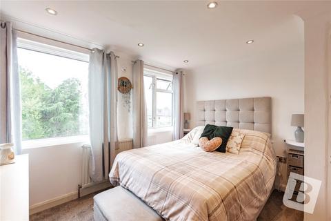 4 bedroom end of terrace house for sale, Cheviot Road, Hornchurch, RM11