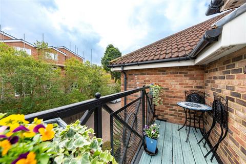 2 bedroom flat for sale, Harris Place, Tovil, Maidstone, ME15