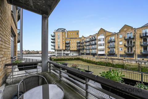 2 bedroom apartment for sale, Dundee Wharf, 100 Three Colt Street, London, E14