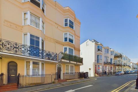 2 bedroom flat for sale, Bedford Square, Brighton, BN1 2PN