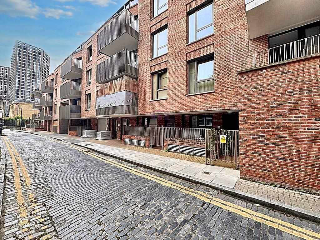 One bedroom flat for sale E1, Aldgate ,...