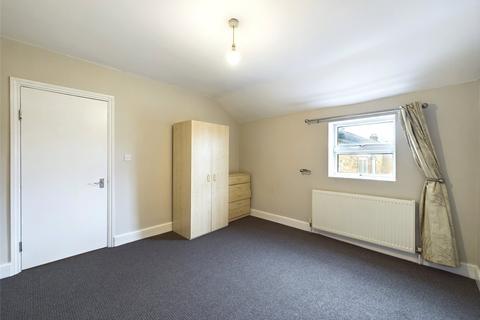 2 bedroom flat to rent, Hoe Street, Walthamstow, London E17