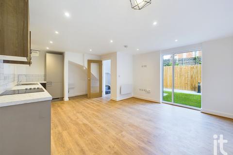 1 bedroom mews for sale, 6 Chapel Mews, Marple Road, Offerton, Stockport, SK2