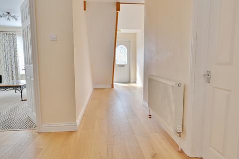 4 bedroom chalet for sale, Rollestone Road, Holbury