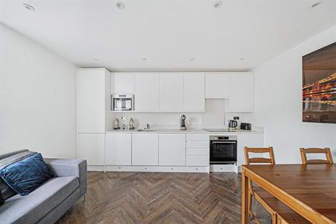 2 bedroom flat for sale, Hollybush Place, London