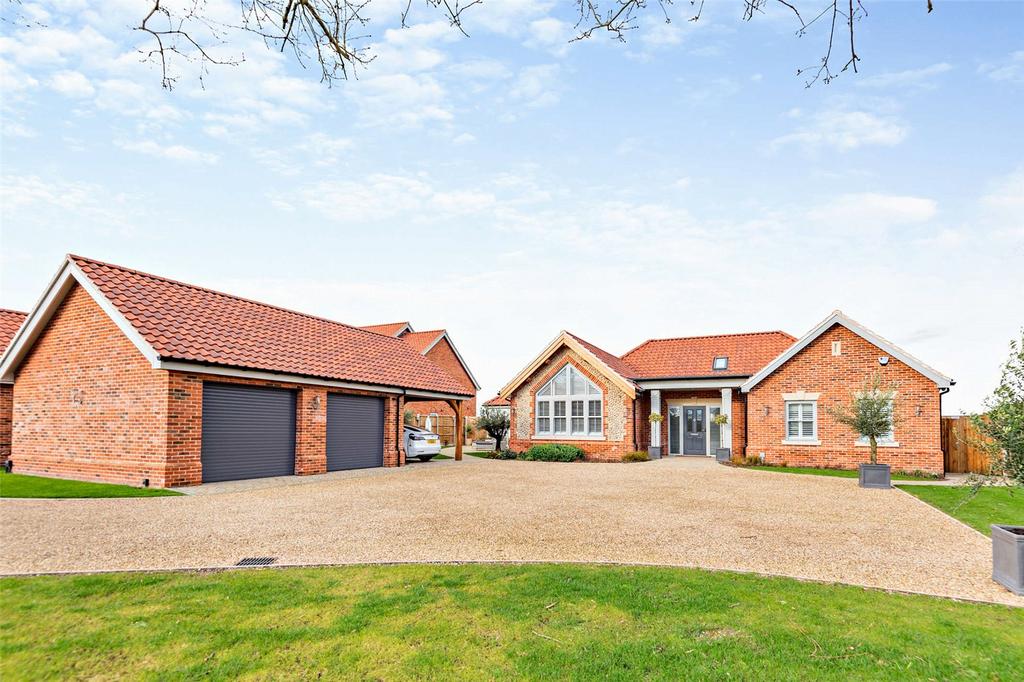 Oak Tree Barn
