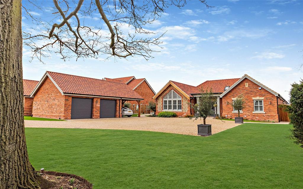 Oak Tree Barn