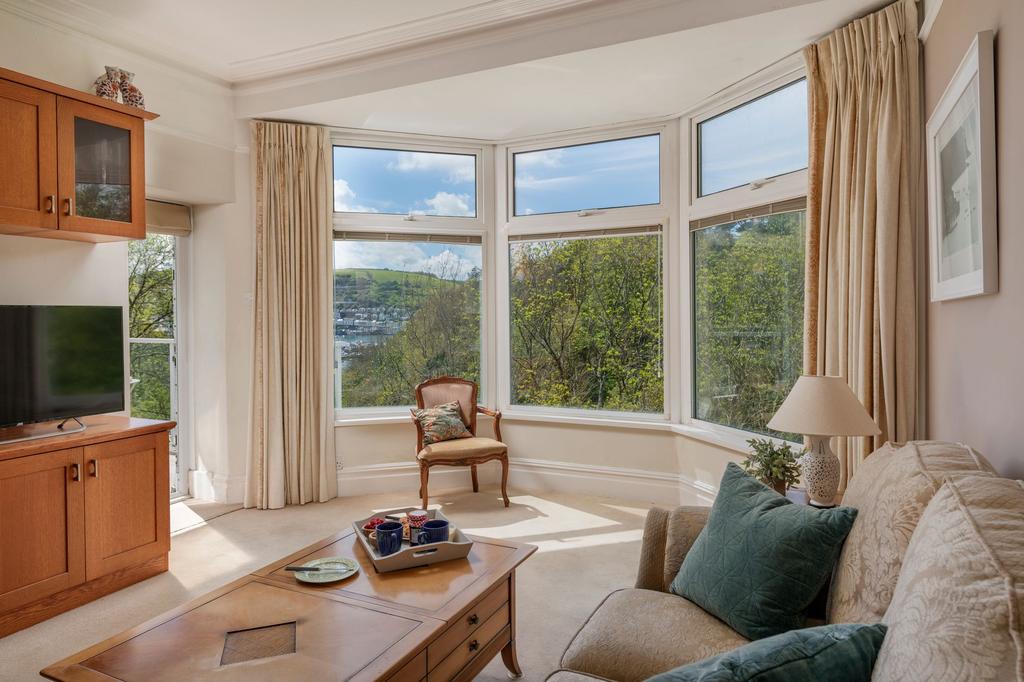 Apt 2 Castella Sitting Room Kingswear