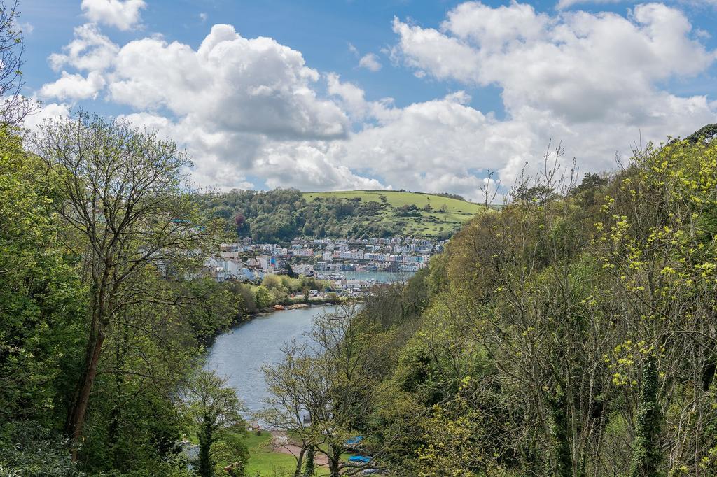 Apt 2 Castella View Kingswear