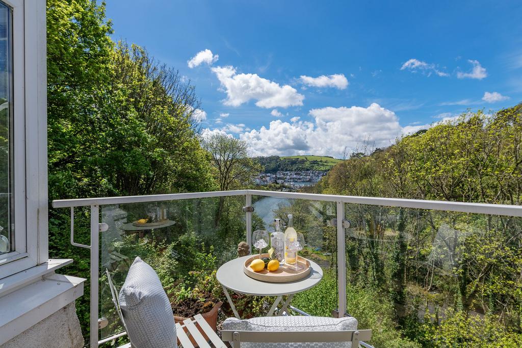 Apt 2 Castella Balcony Kingswear