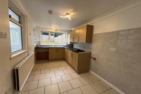 3 bedroom end of terrace house to rent, St Helens Road, Abergavenny, NP7