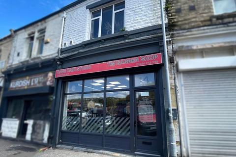 Hairdresser and barber shop for sale, Bradford Road, Huddersfield HD1