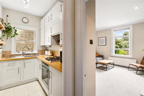 Flat 5, 3 Thurleigh Road, London, SW12 8UB