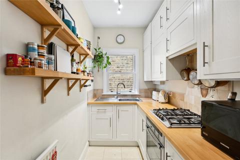Flat 5, 3 Thurleigh Road, London, SW12 8UB